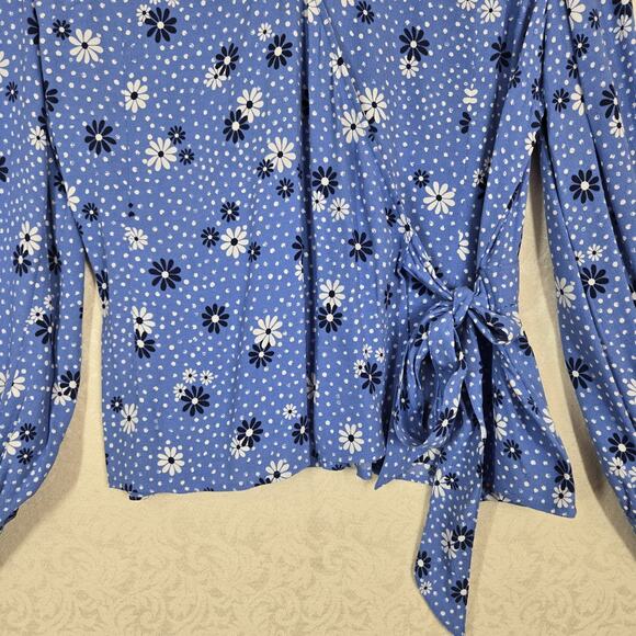 Talbots Poet Sleeve Faux Wrap Top sz L Blue White Flowers Dots Boho - Picture 4 of 15